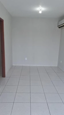 Foto 2: SALA COMERCIAL TERREA