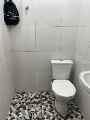 Foto 4: CASA PQ DAS FLORES 3 DOM/SUITE LOTE INTEIRO